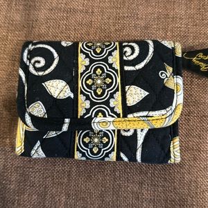 Vera Bradley, black wallet